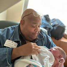 Marshawn's reaction to Aaron Rodgers wearing his jersey was peak Marshawn 🤣