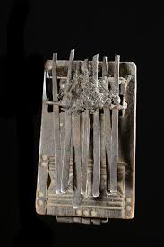 Sanza Chokwe Angola Instruments De Musique Objet N 5896 Galerie Bruno Mignot Instrument De Musique Instruments Musique