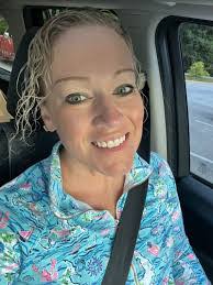 Daysi Mena's Instagram, Twitter & Facebook