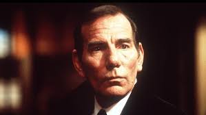 Pete Postlethwaite