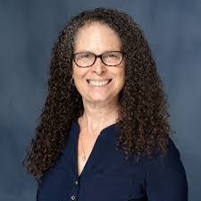 Leila King's Instagram, Twitter & Facebook