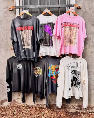 HMDD TEES GOING OUT SO THE SUMMER!? HMDD BIKER LONG SLEEVE CHIM EXCLUSIVE: Size S, M $270 HMDD CHIM COMPLEXCON EXCLUSIVE TEE PINK: S, M, XL $260 HMDD Chim Complexcon Exclusive Tee