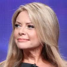 Marin Hinkle Net Worth