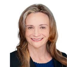 Lisa Sanderlin's Instagram, Twitter & Facebook