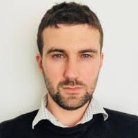 100+ profilů „Labudovic“