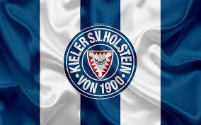 Die leitung übernimmt isabelle küster, die proben laufen dienstags von 16 bis 17 uhr. Holstein Kiel Fc Blue White Silk Flag German Football Club Logo Emblem 2 Bundesliga Hd Wallpaper Peakpx