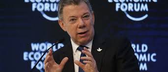 Juan manuel santos, firmante del acuerdo de paz con la guerrilla de las farc, solicitó al estado que mantenga su compromiso con los excombatiente. Lecciones De Paz Del Presidente Juan Manuel Santos Foro Economico Mundial