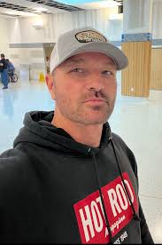 Patrick Glenn Nichols (@patrickglennnicholsbarnfinds) • Instagram photos  and videos