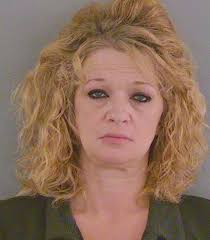 Amber Schlueter's Instagram, Twitter & Facebook