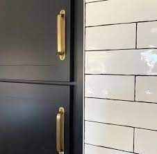 Brass Drawer Handles Backplate Drawer Pulls To Cover Existing Holes A Range Of Sizes Available To Suit Your Kitchen Makeover Vintage Drawer Pulls Kitchen Handles Drawer Handles