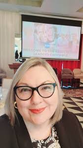 Kim Hulme's Instagram, Twitter & Facebook