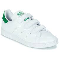 Chaussure de sport à son origine, la basket est désormais plébiscitée par les passionnées de mode qui aiment la porter au quotidien. Basket Femme Achat Vente De Baskets Mode Chaussure Pas Cher Avec Shoes Fr