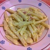 Aggiungete nella padella la confezione di panna e fate saltare sempre a fuoco vicace. Pasta Con Peperoni Panna E Pancetta Ricette Di Cucina Gustosa Ricerca