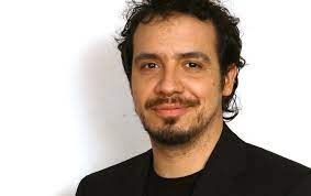 Alexandre astier répond sèchement à une internaute. Anqxfhsmx8dn5m