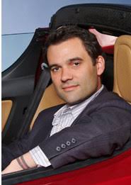 Roundup: Yelp allegedly extorts, Twitter embraces its origins, Tesla CMO  defects and more