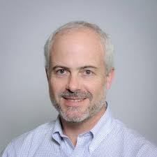 Instalaciones Aéreas: Métodos Autosoportado (ADSS) vs Devanado (Lashed)