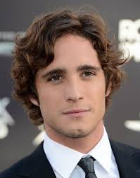Pin By Jacob Roberts On Haircuts Men S Curly Hairstyles Mens Hairstyles Medium Long Hair Styles Men