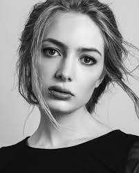 Maxine Black's Instagram, Twitter & Facebook