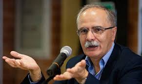 Scienza e (è) democrazia (omaggio a Pietro Greco)