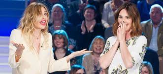 Ilary blasi scrive a silvia toffanin: Ilary Blasi E Silvia Toffanin Amiche E Mamme Da Passaparola Alla Nuova Gravidanza Mamme Moda Bambini Famiglia E Gossip Bimbochic