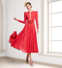 Https Www Penhalta Com Valencia Wp Content Uploads 2020 09 Franc Sarabia Esencial 20 Jpg In 2021 Lace Dress Dresses Gowns Dresses