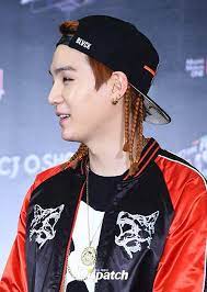 Armys all over the world are hearing wedding bells, thanks to suga! R On Twitter Throwback To Yoongi S 2014 Mama Tragic Hairstyle What A Tragic Day Https T Co H9ebchywzk Twitter