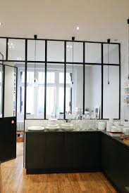 La Verriere Dans La Chambre Pourquoi Et Comment L Integrer Cuisine Verriere Fenetre Interieure Interieur De Cuisine