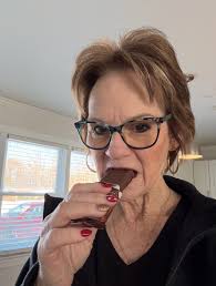 Is 180 grams of protein a day correct for weight loss?