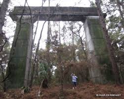 Abandoned Florida Barge Canal Column In Ocala Florida Scary Places Abandoned Places Places In Florida