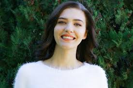 Bakalım sen çal kapımı oyuncuları kimlerdir? Sen Cal Kapimi Dizisi Oyunculari