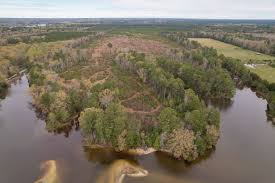 Luxury Homes, Estates & Properties