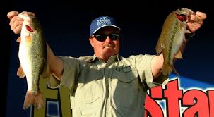 Lyon leads pros at Pleasant