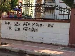Ilk Goz Agrisi Gecmez Ki Duvar Luks Arabalar Luks