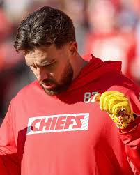 Stunning! ❤️ #taylorswift #swiftie #kelcebrothers #chiefs