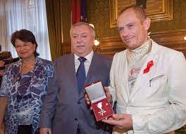 Gery keszler was born on july 27, 1963 in mödling, lower austria, austria. Archivmeldung Ehrung Fur Life Ball Organisator Gery Keszler Presse Service