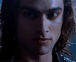 Stuart Townsend as Lestat de Lioncourt