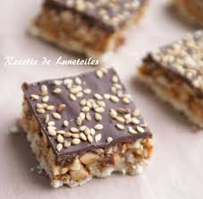 Carres Aux Noix Mixtes Et Aux 2 Chocolats Amour De Cuisine Recette Alimentation Gateaux Et Desserts Recette Gateau Marocain