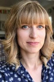 Julie Mandel's Instagram, Twitter & Facebook