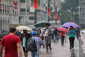 Qual o clima mais seco de são paulo? Com Chegada De Frente Fria O Final De Semana Deve Ser Mais Frio E Chuvoso Veja Sao Paulo