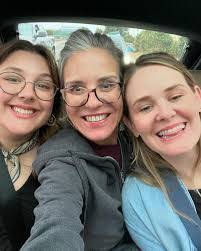 Jackie Spellman's Instagram, Twitter & Facebook