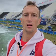 We're underway with another day of heats and more from paracanoe 🙌