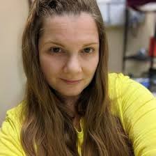 Robin Hoisington's Instagram, Twitter & Facebook