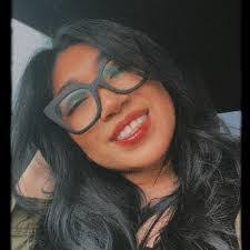 Grecia Silva's Instagram, Twitter & Facebook