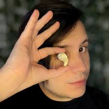 Terza carta fatta da me e Agny Innocente. Stiamo progettando un set  completo chiamato “Return to Lavandonia”.