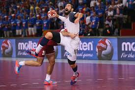 7 Grunde Warum Handball Besser Ist Als Fussball Red Bulletin Basketball Court Sumo Wrestling