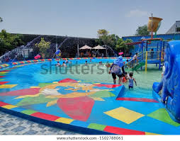 Anda bisa menikmati keindahan alam yang alami Waterpark Gresik Belajar