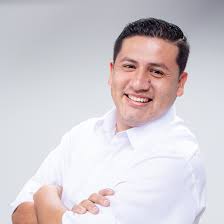 KARINA LEANDRO, CANDIDATA AL MUNICIPIO PROVINCIAL DE HUAURA CON PATRIA  JOVEN PROMETE UN GOBIERNO DE PUERTAS ABIERTAS AL PUEBLO ¡Escuchar al  ciudadano! La candidata a la comuna provincial de Huaura, Karina Leandro