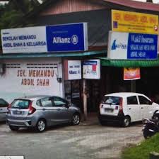 Abdil Shah Sekolah Memandu