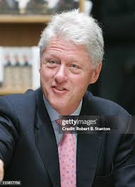 533 Bill Clinton Book Signing Photos & High Res Pictures