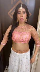This is a story in which he got his neighbour aunty navel , belly and had a chance to love. Sareefans Saree Romance Blouse Hot Dance Aunty Gif Sareefanssareeromanceblousehotdance Sareefans Aunty Discover Share Gifs
